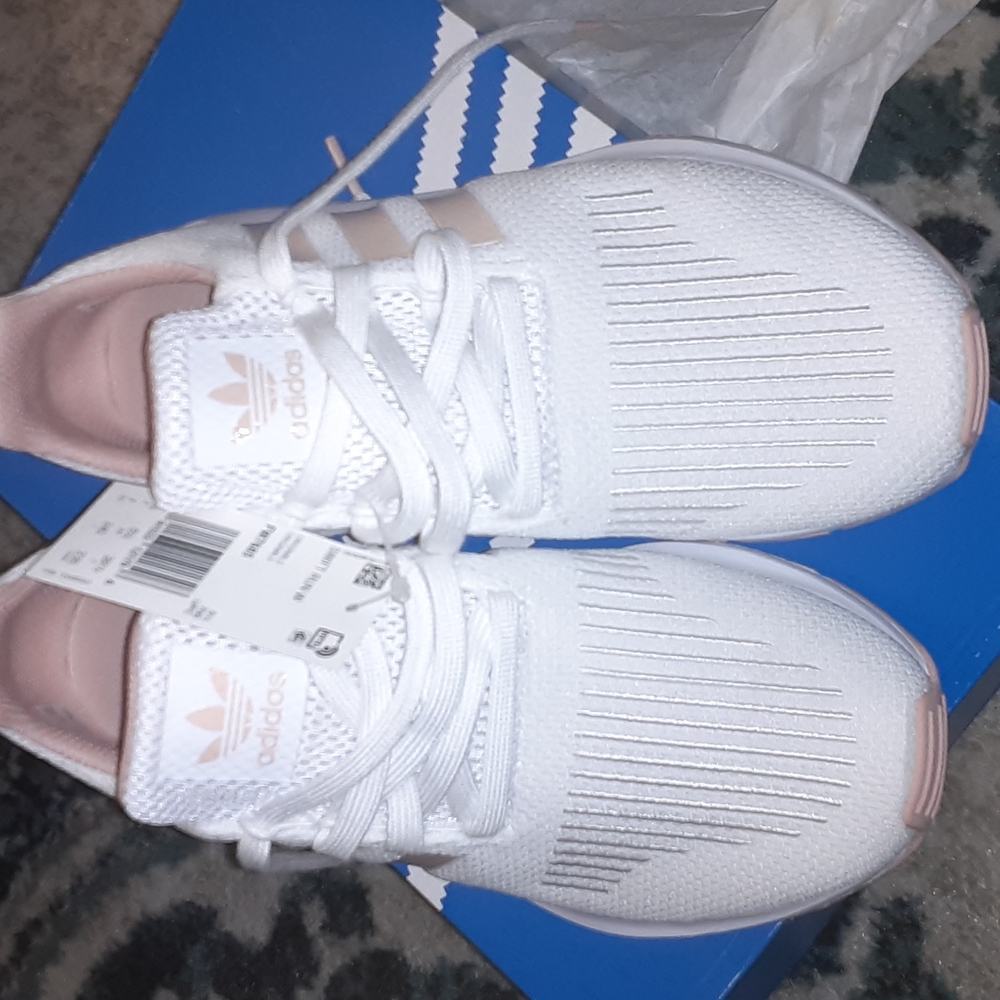 Women Sneakers